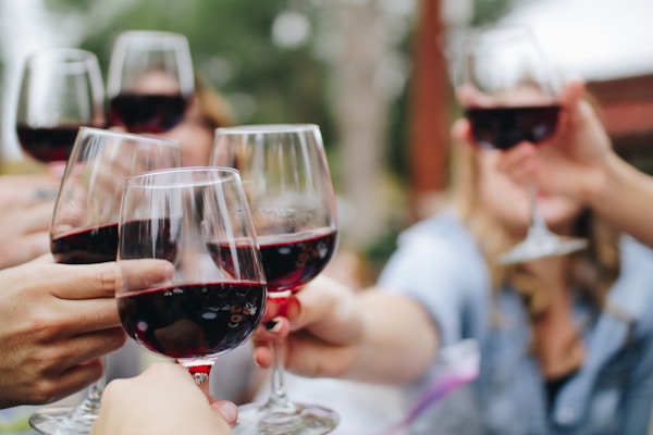 Wine & Dine veče
